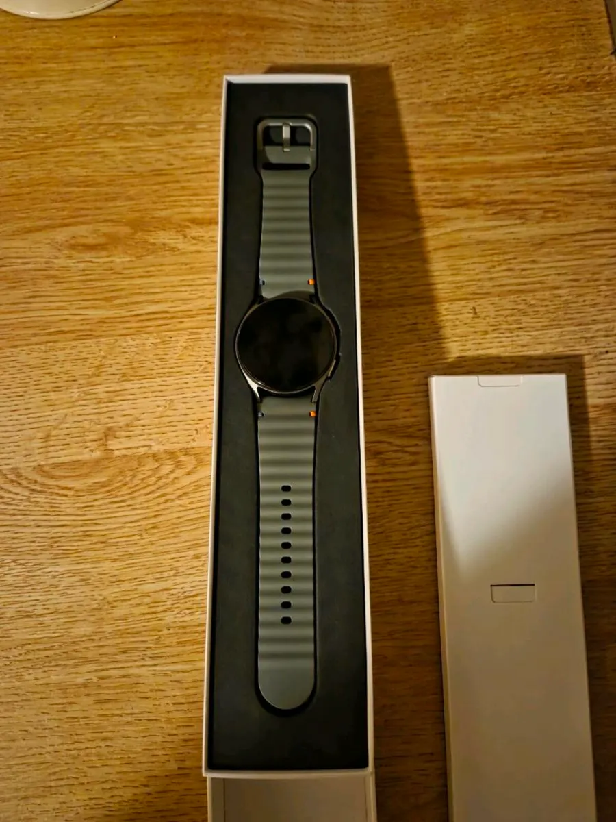 Samsung galaxy s7 watch - Image 2