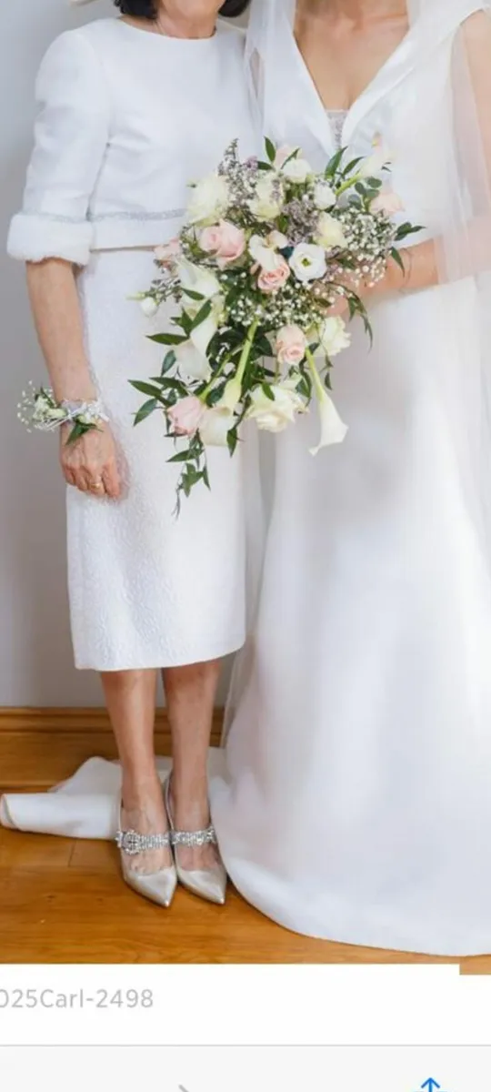 Mother of the bride/groom - Image 1