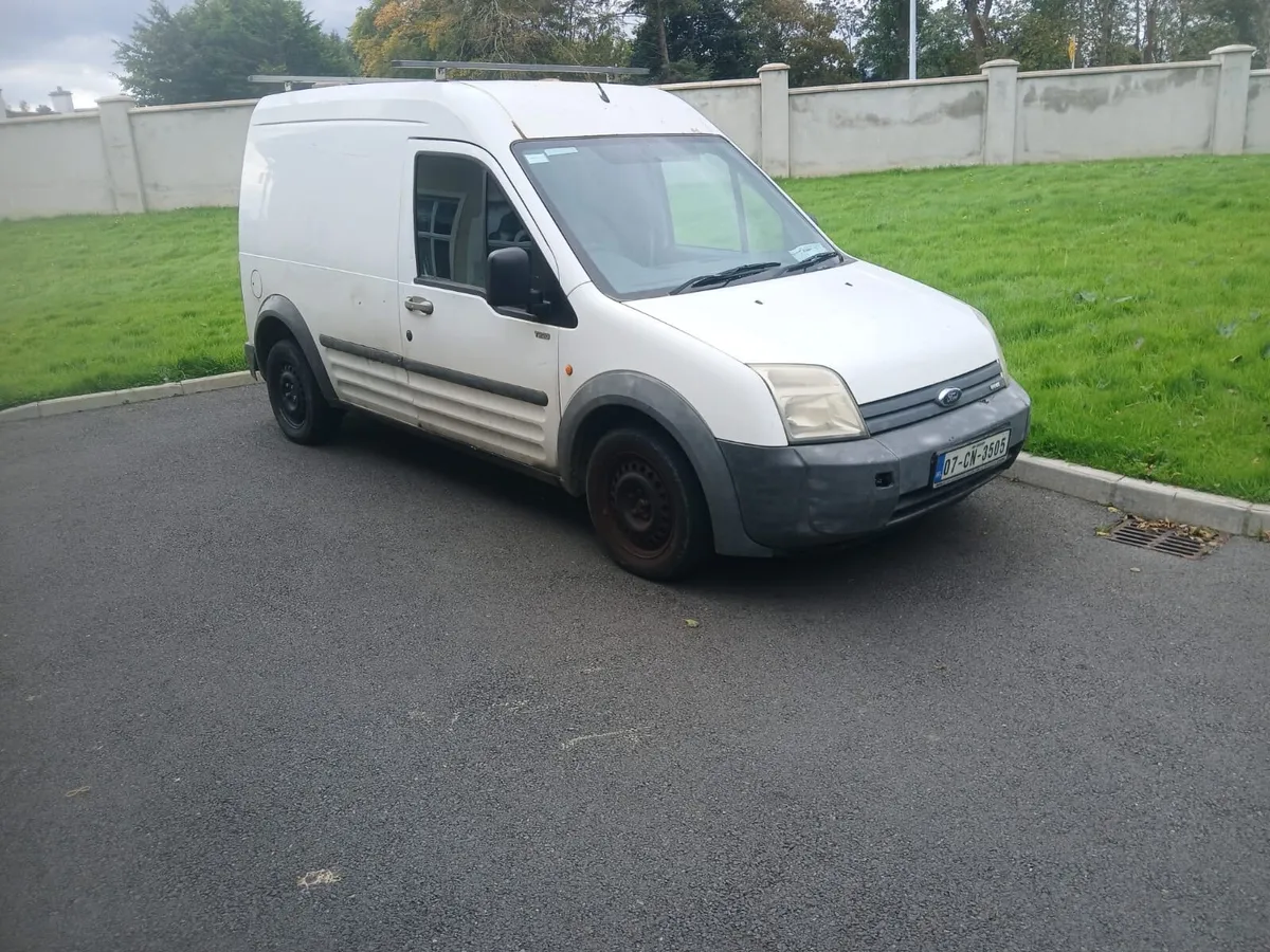 2007 Ford Transit Connect LWB High Roof - Image 1