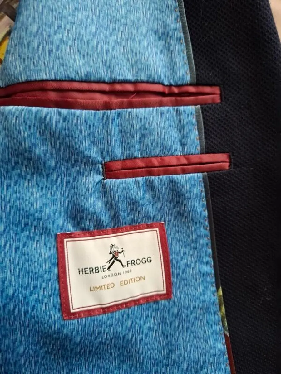 clothes - Image 4