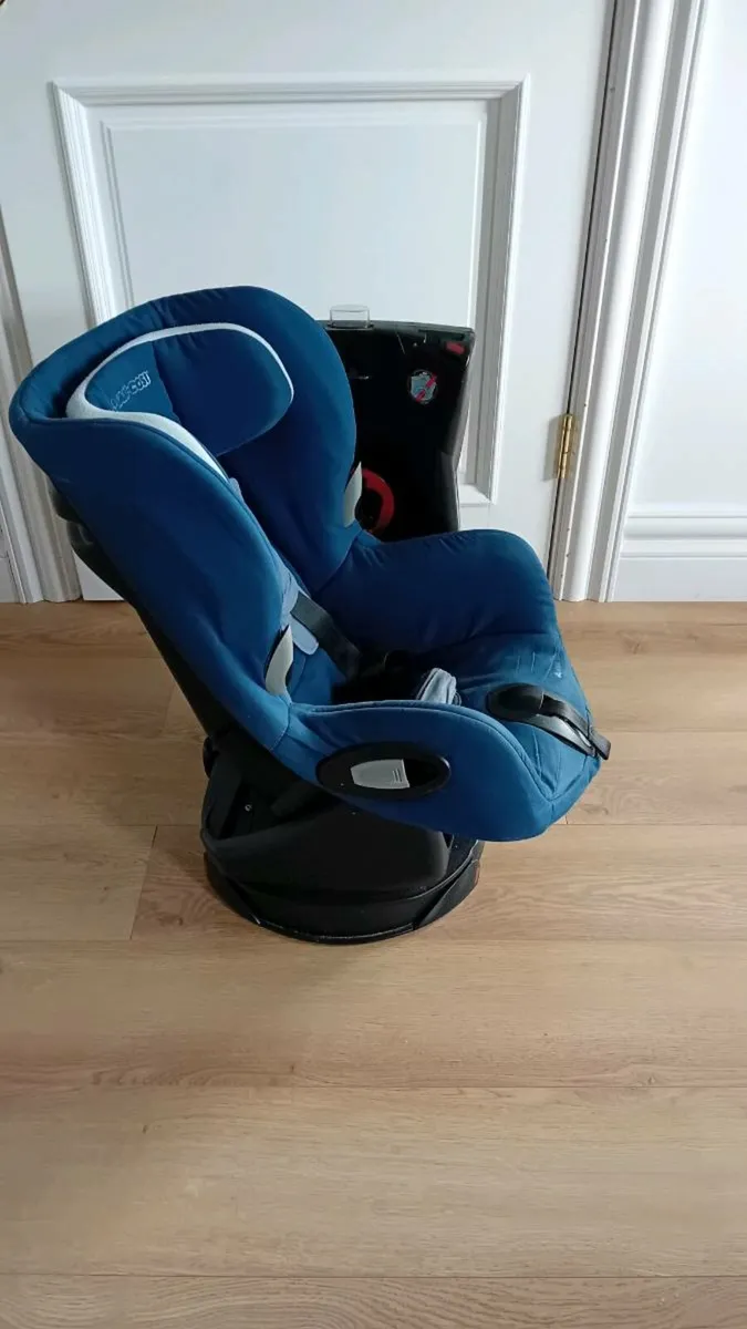 Maxi cosi axiss car seat - Image 4