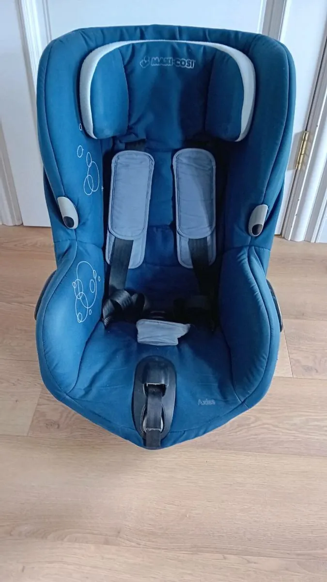 Maxi cosi axiss car seat - Image 1