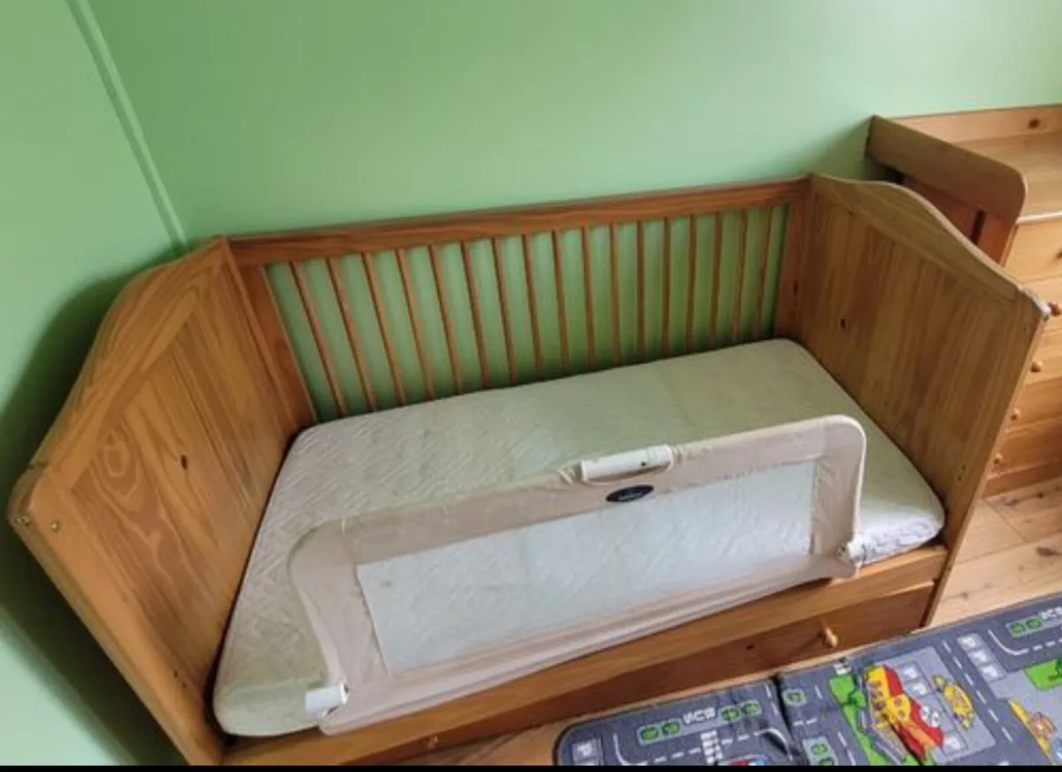 Gorgeous Pine Baby Cot / Toddler Bed & Mattress