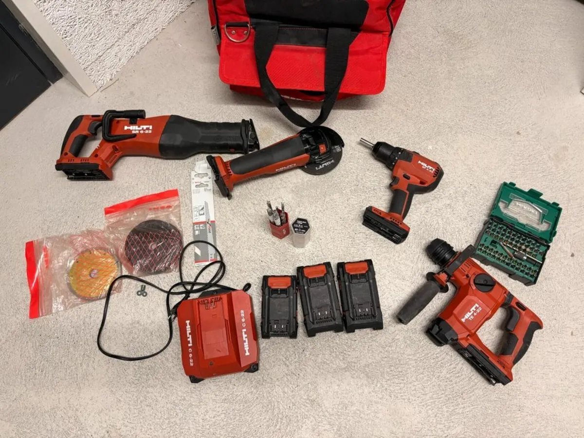 Hilti x4-Tool 22V Full Kit – Used All Working - Image 1