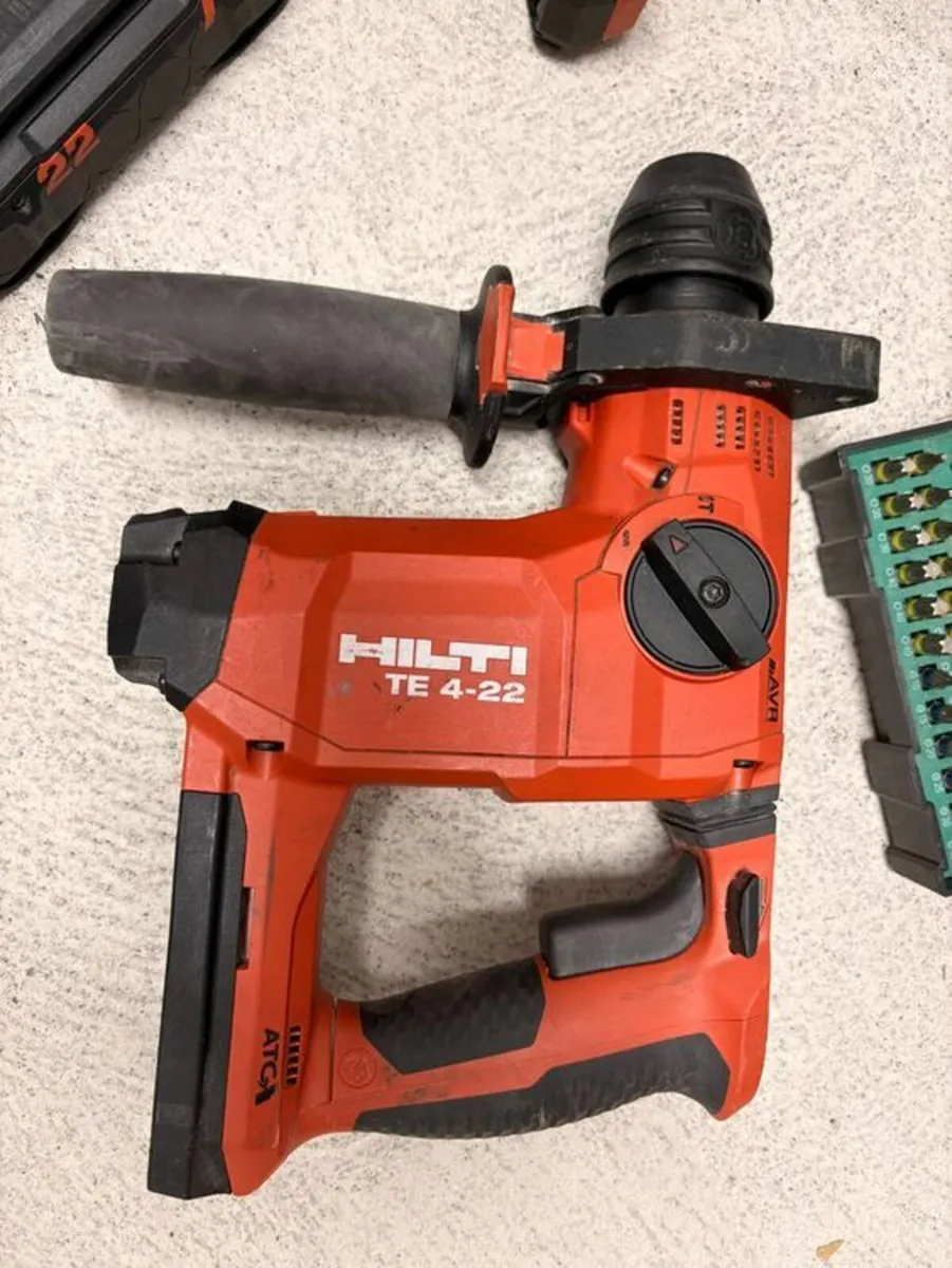 Hilti x4-Tool 22V Full Kit – Used All Working - Image 3