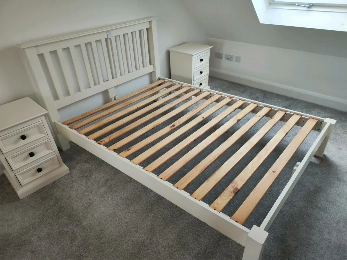 Bed - Image 2
