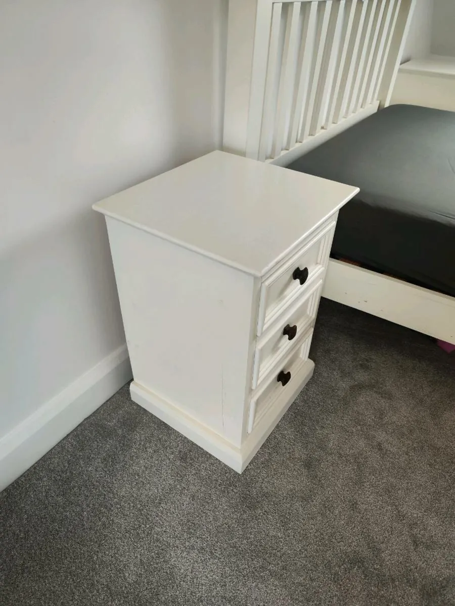 Bed - Image 3