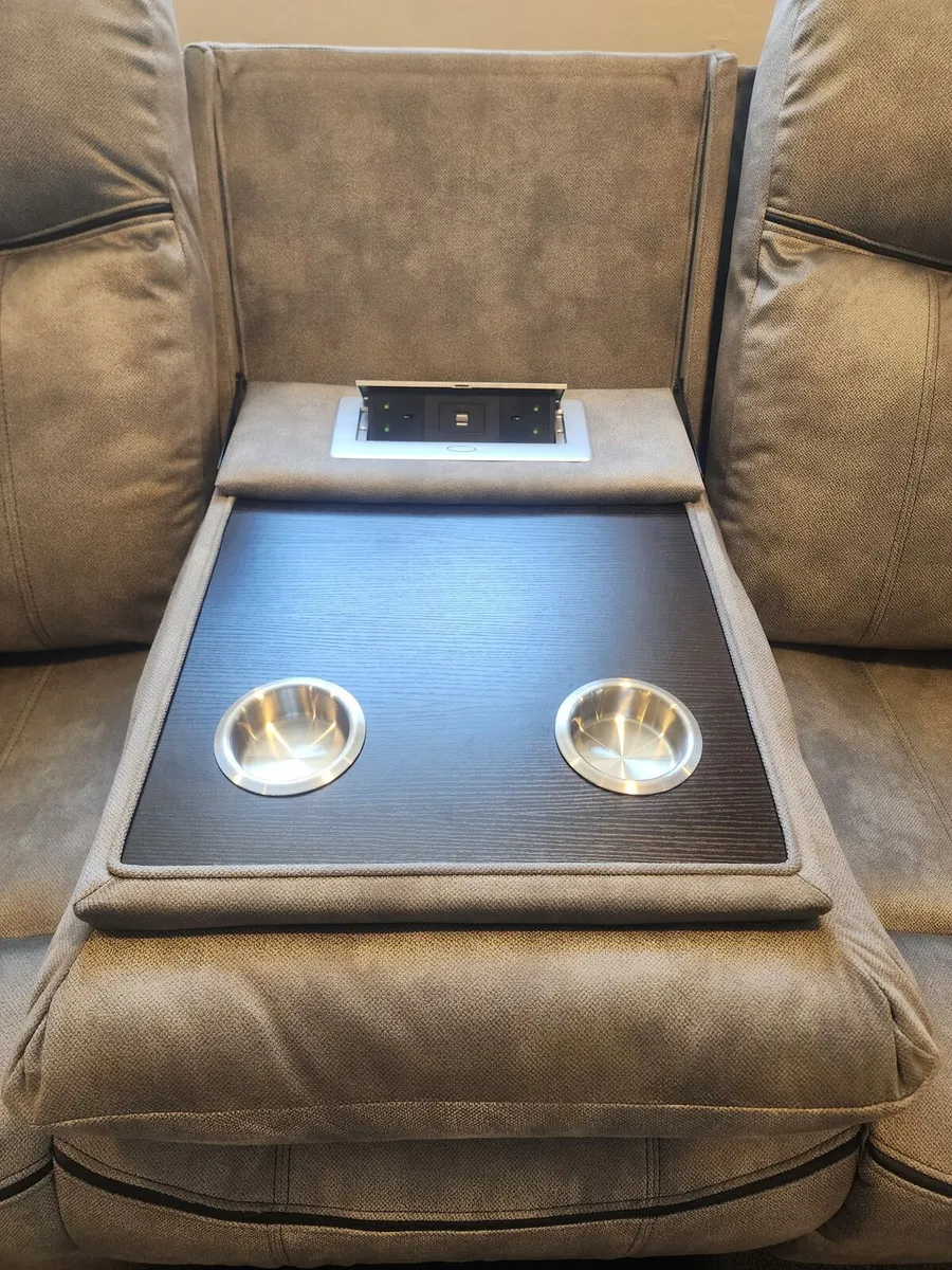 Mondeo recliners - Image 4