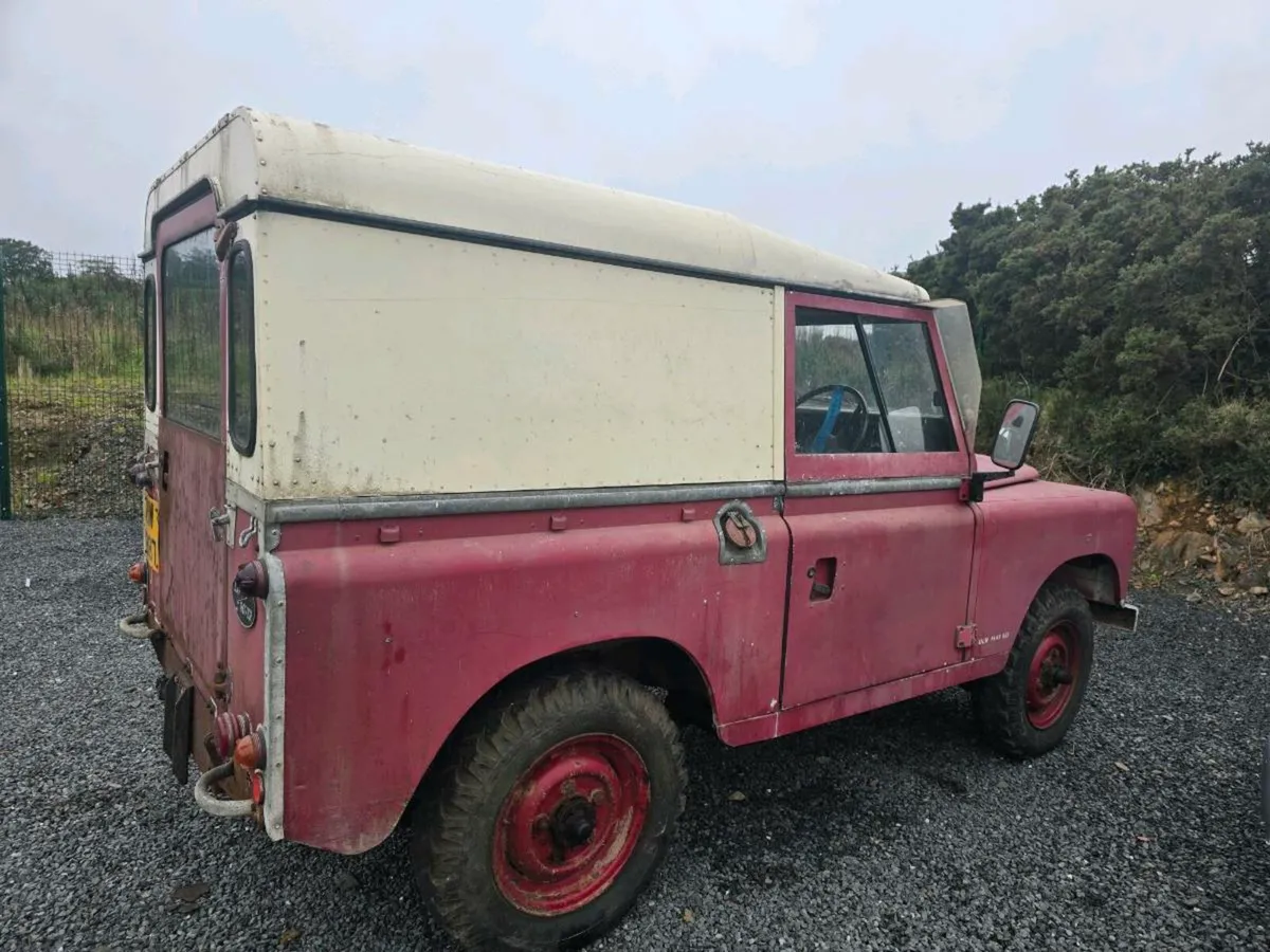 Landrover - Image 1