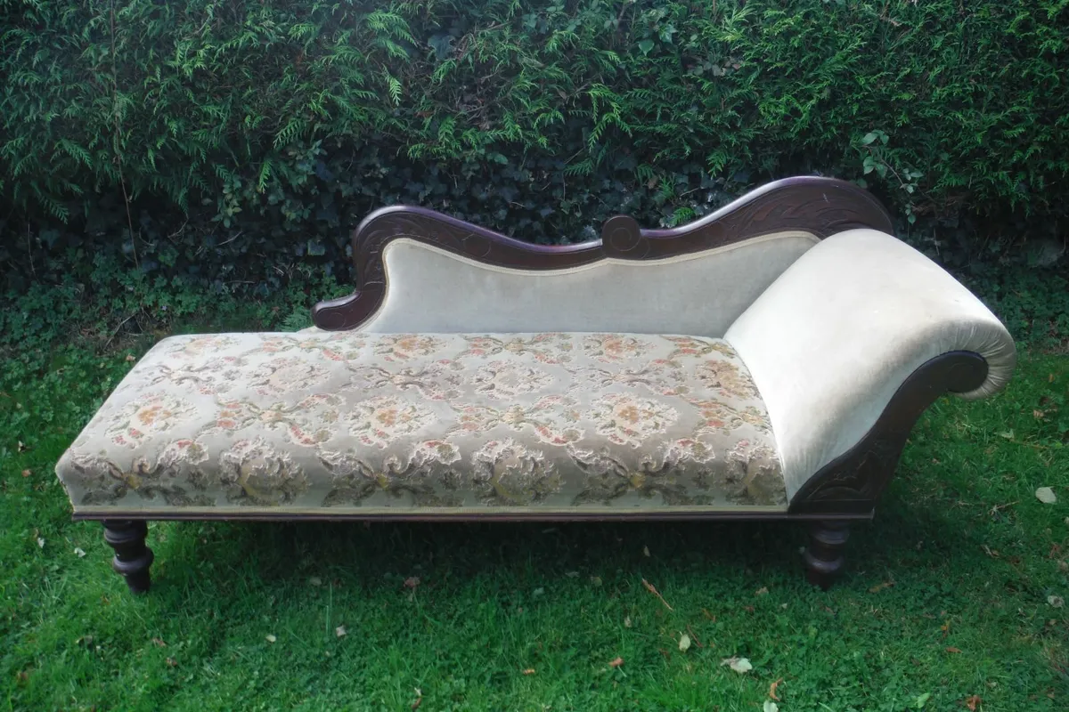 Chaise Longue