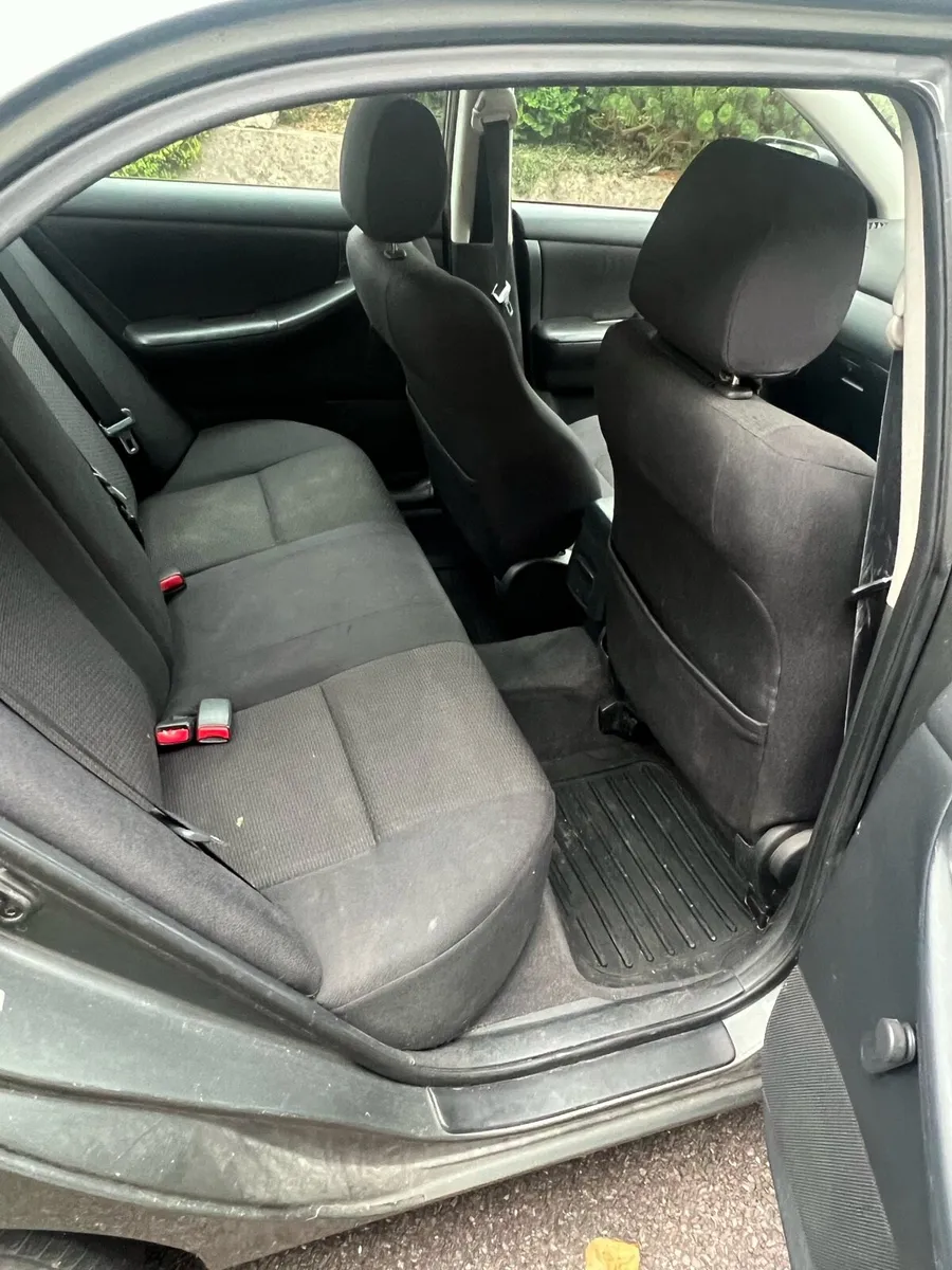 Toyota Corolla - Image 3