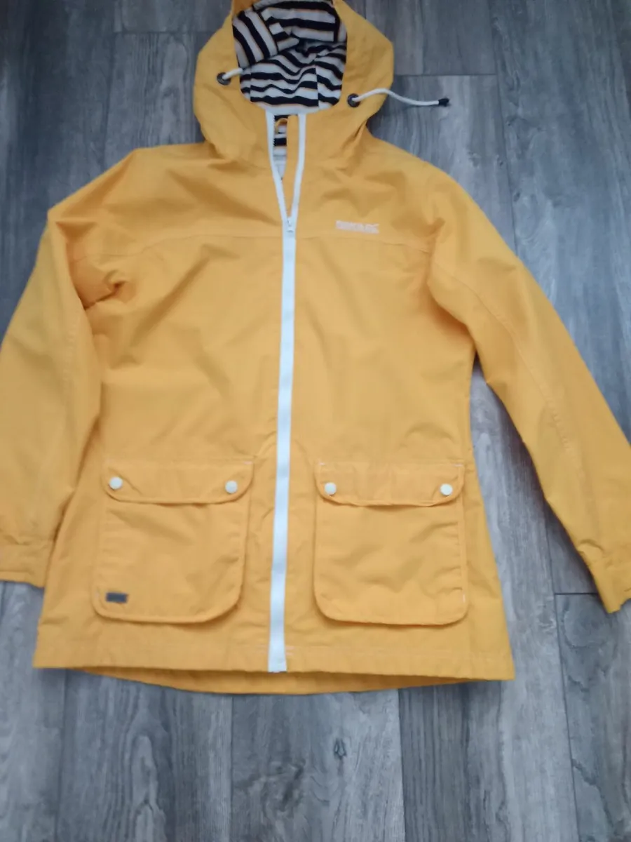 Regatta Brand Women's Hydrafort Rain Coat. - Image 2