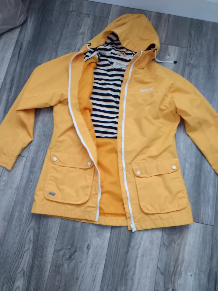 Regatta Brand Women's Hydrafort Rain Coat. - Image 1