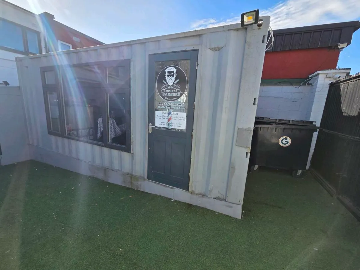 Fully Fitted barber shop - Image 1