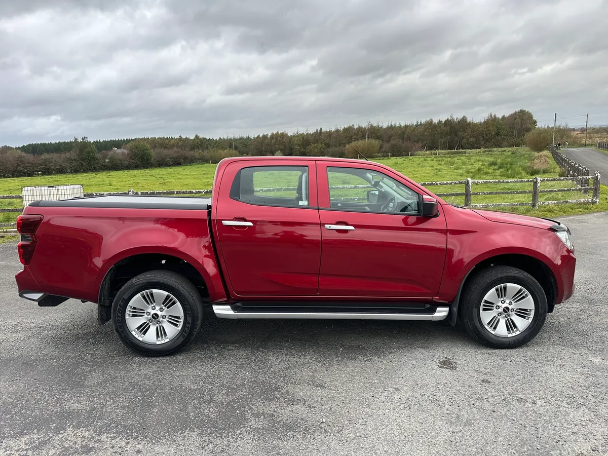 2022 Isuzu D-Max - Finance Options - Image 2