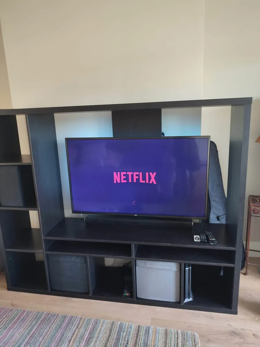 LG 49 inch smart tv - Image 3