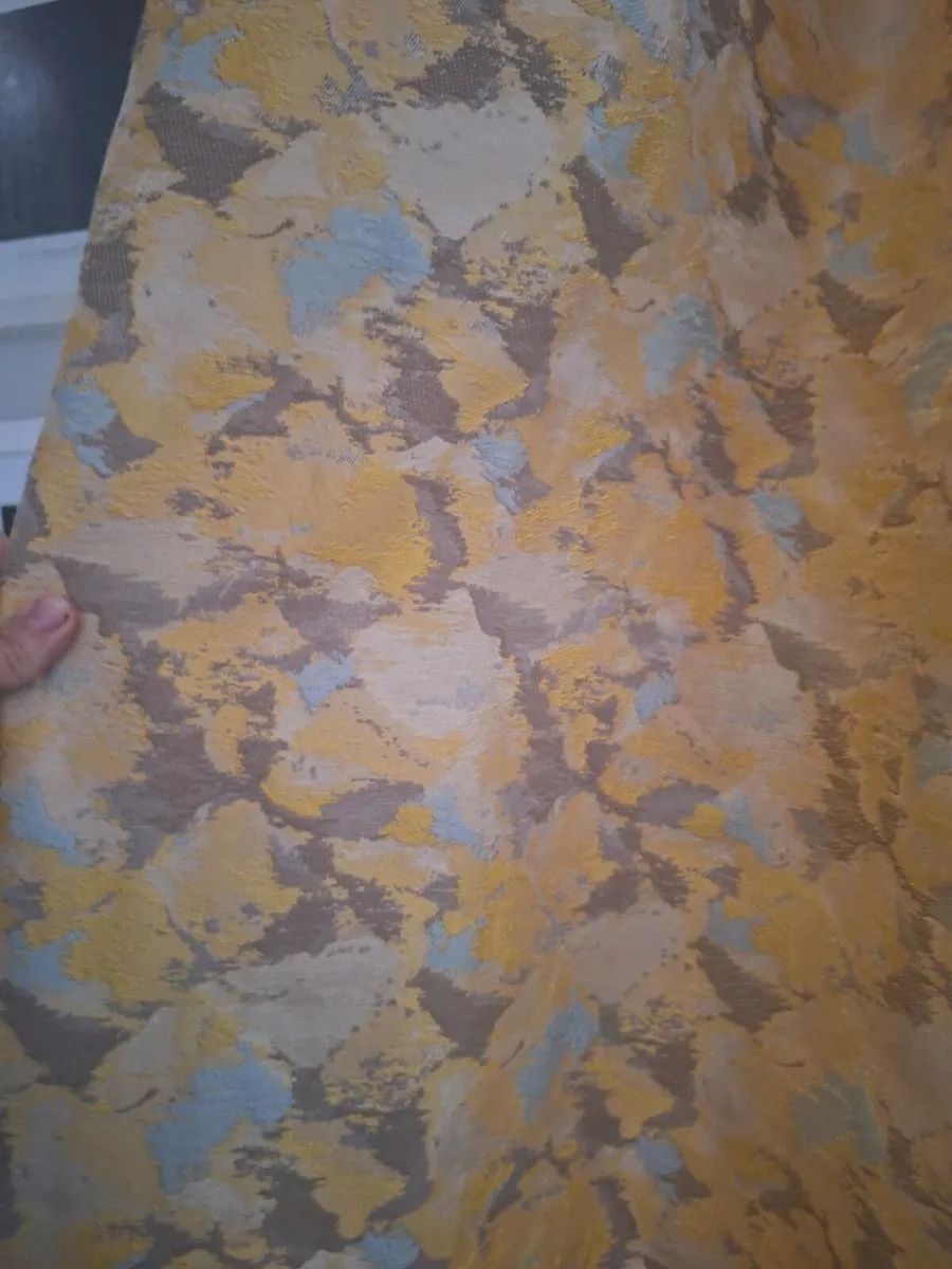 Curtains - Image 4