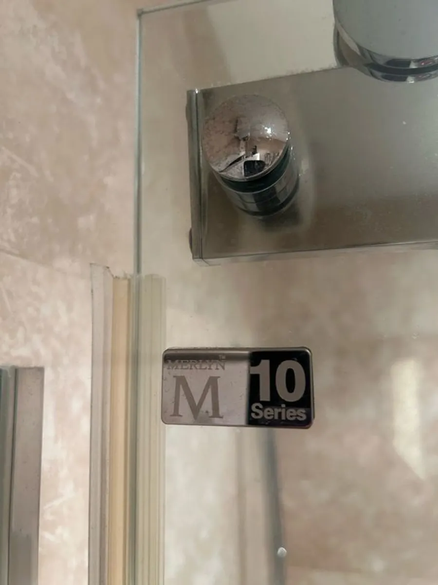 Bathroom Suite - Image 3