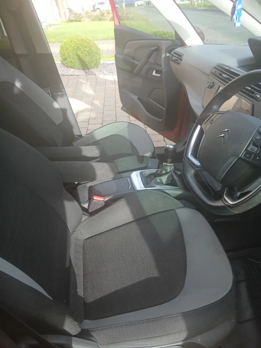 Citroen C4 2015 - Image 2