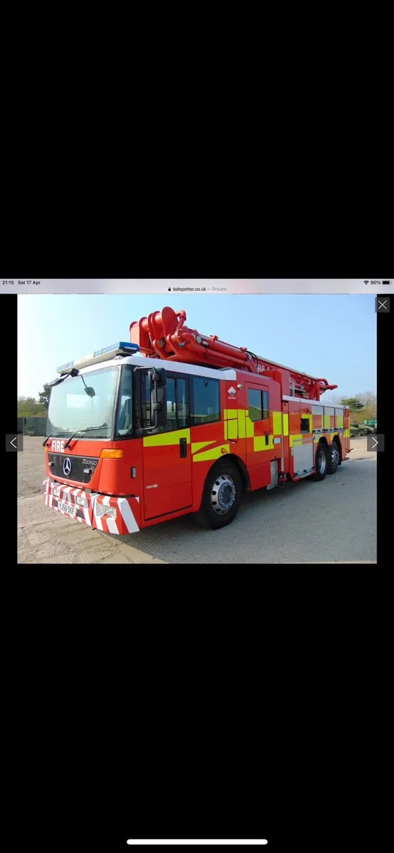 High lift Fire Engine ( Difficult to find ) - Image 1