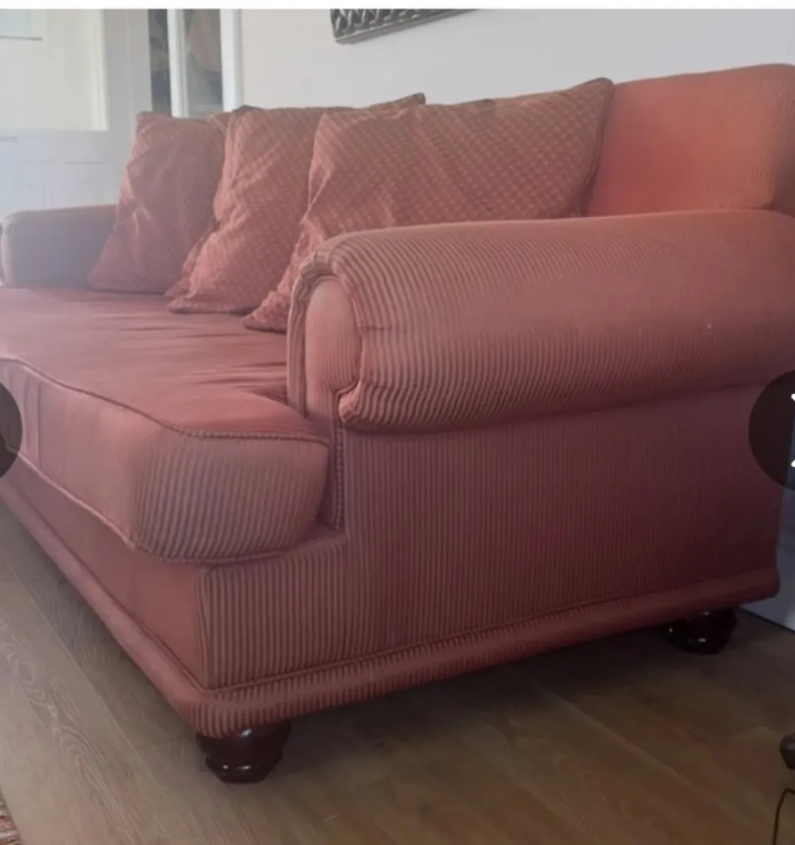 Couch - Image 1