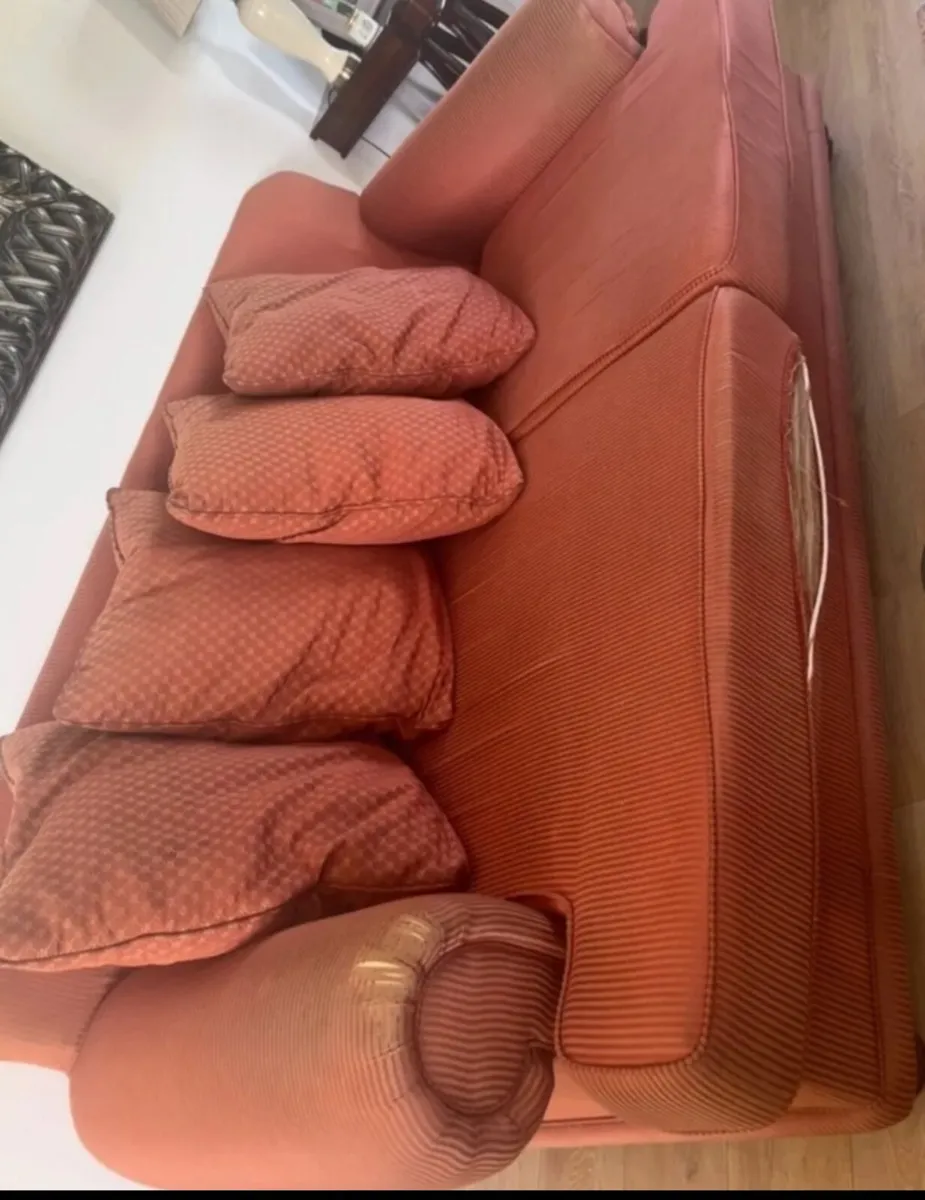 Couch - Image 2