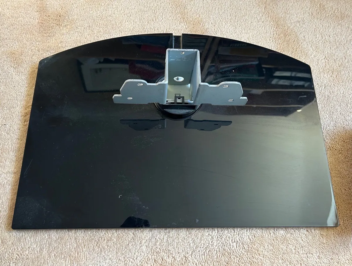 TV stand for all flat screen models up 90cm