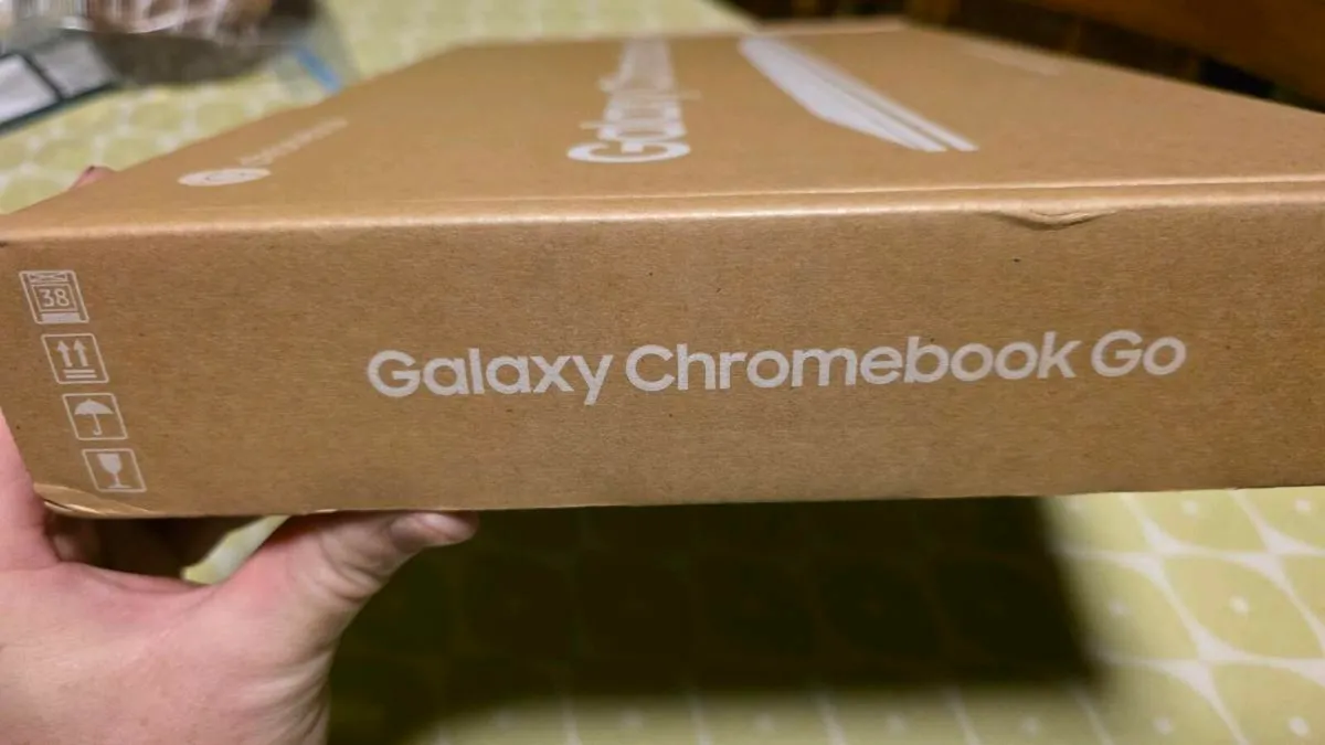 Galaxy chrome book - Image 4