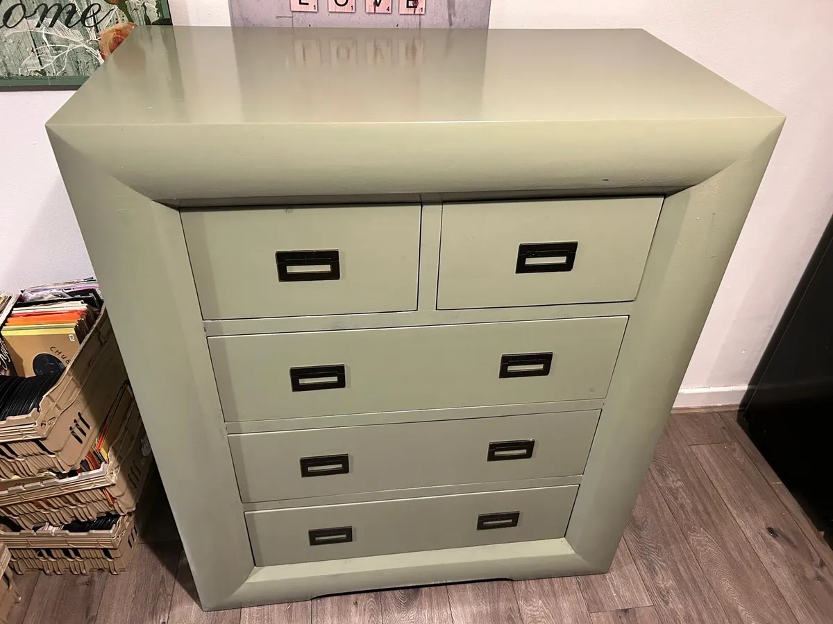 Chest of drawers - Image 2
