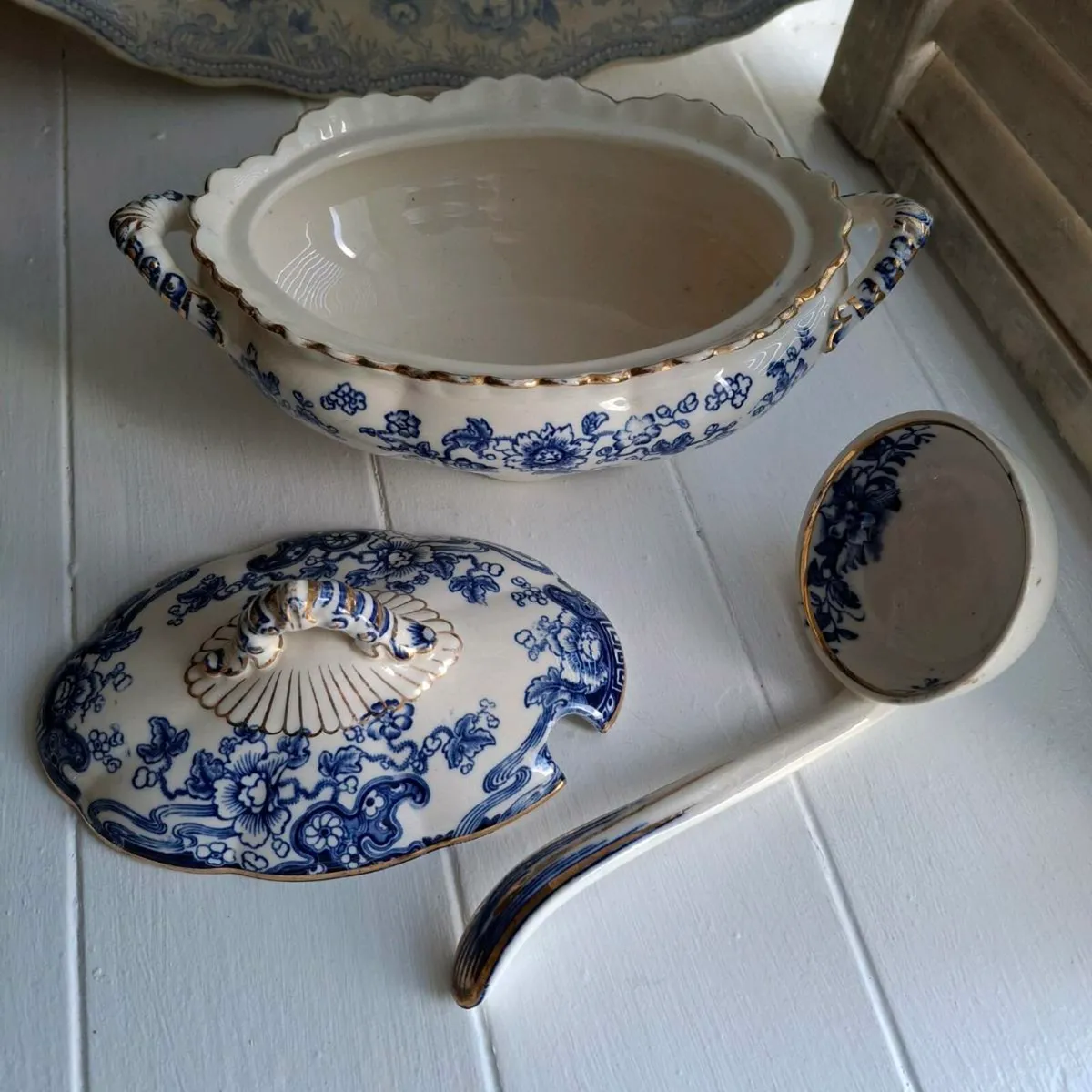 Keeling & Co "Tokio" Lidded Tureen - Image 2