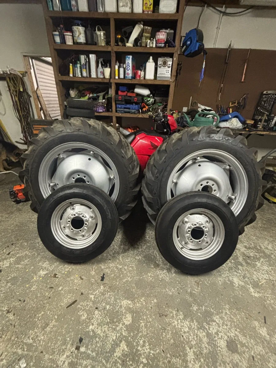 Tractor wheels - Image 2