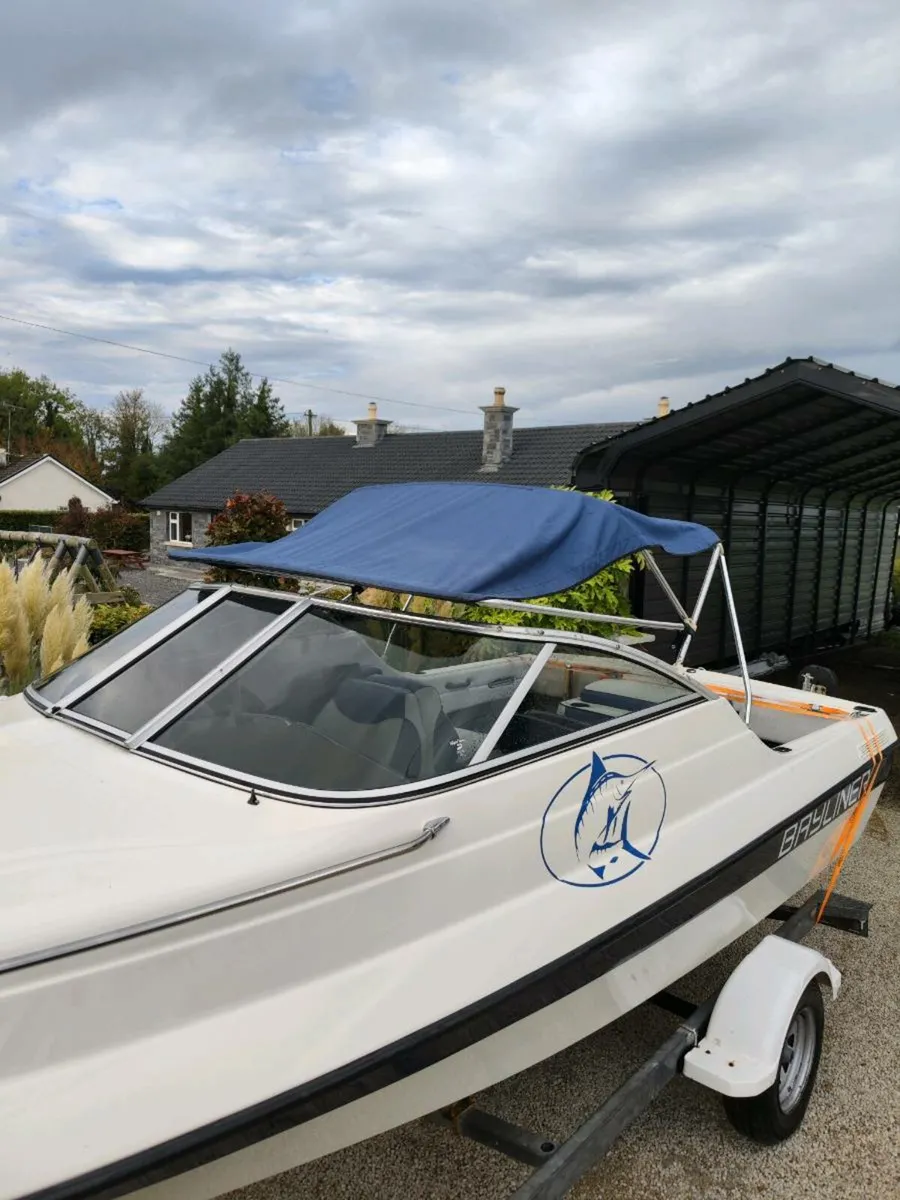 2005 Bayliner boat for sale - Image 4