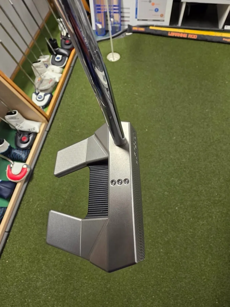 Scotty Cameron Phantom 5 Putter - Image 4