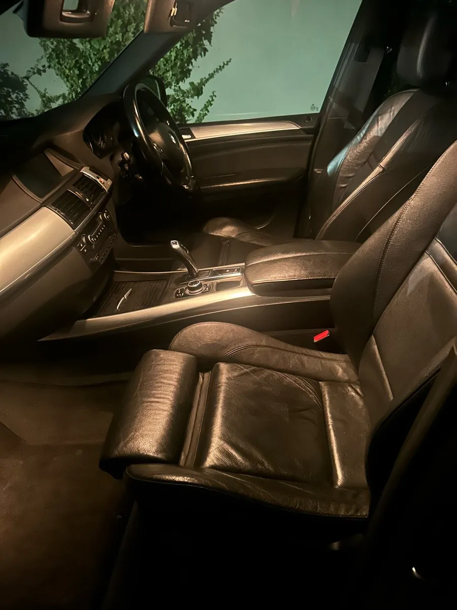 BMW X5 - Image 4