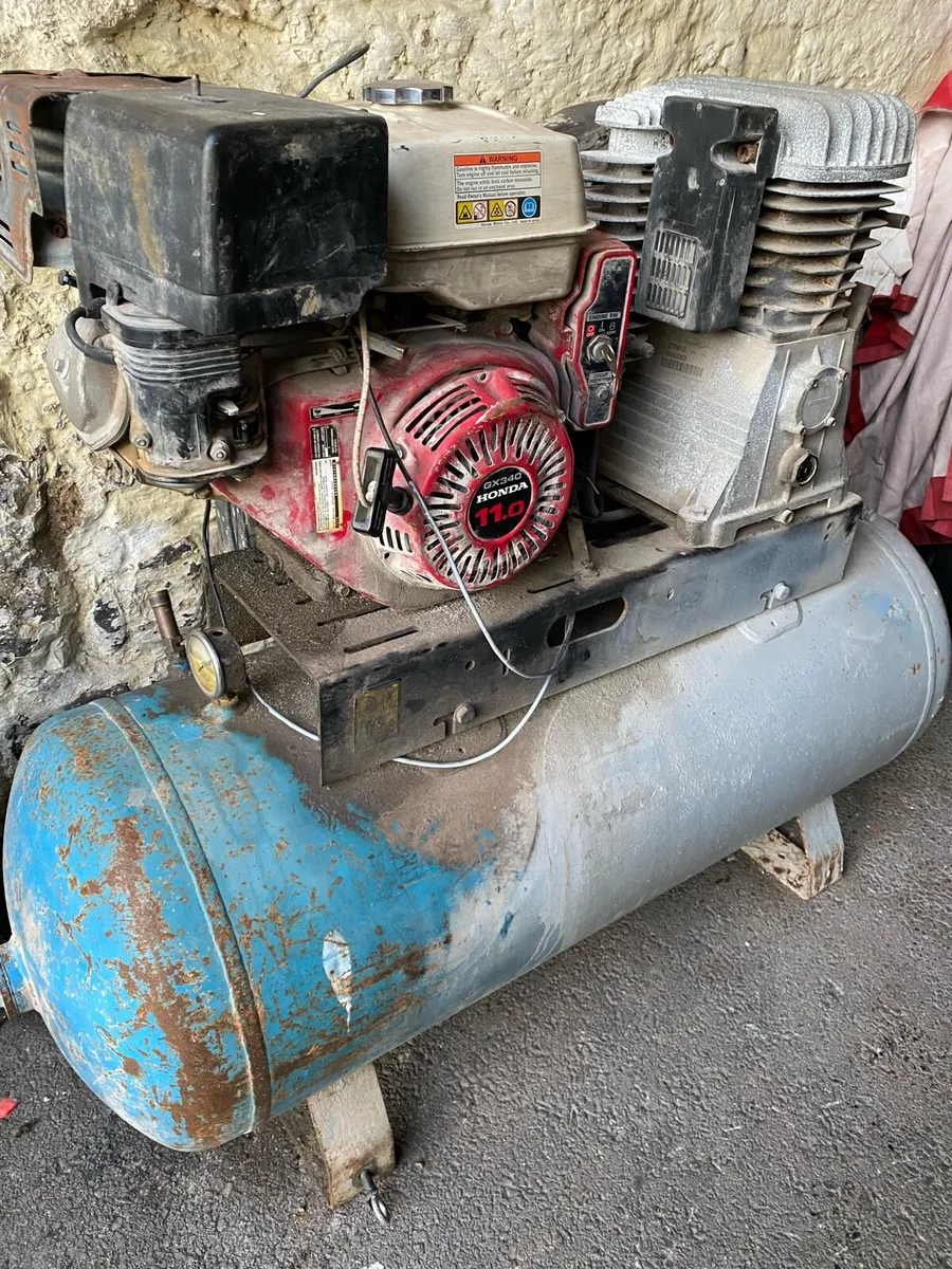 Air compresor - Image 1