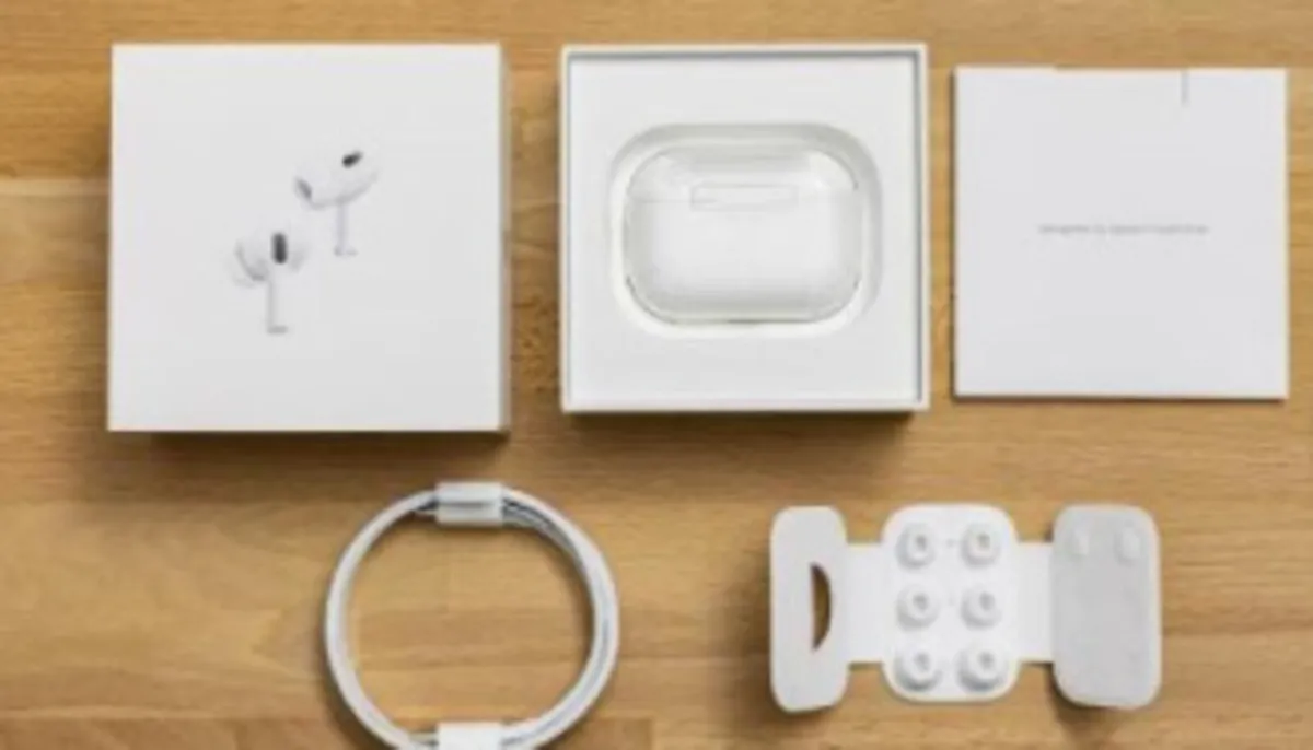 AirPods - Image 3
