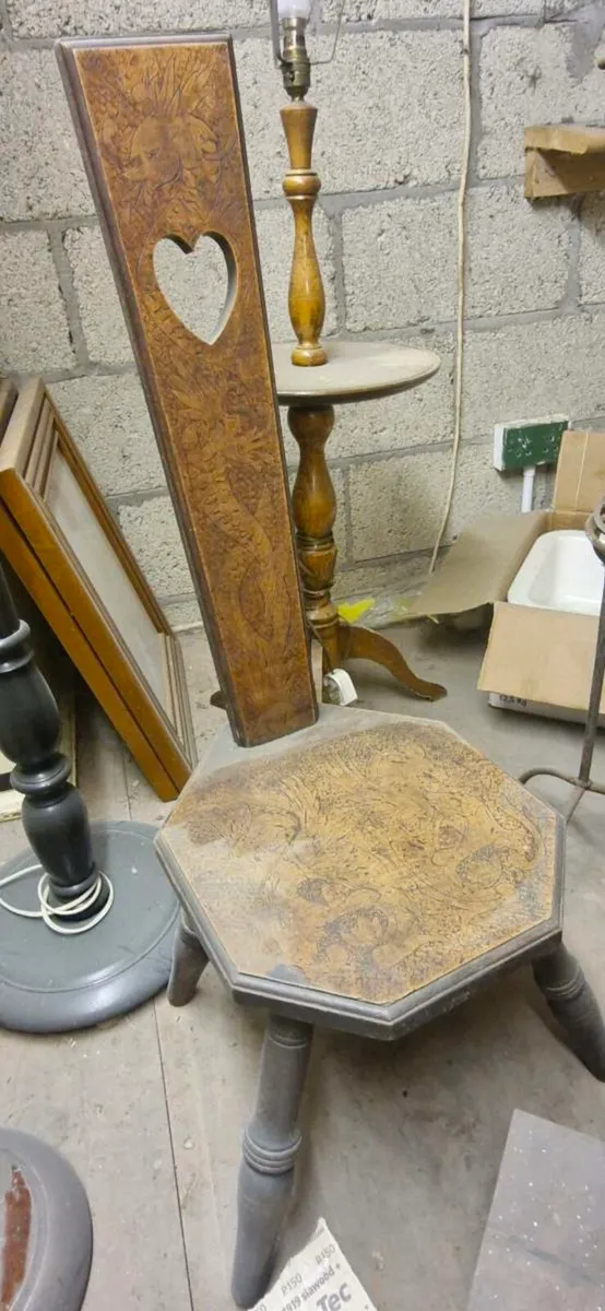 Spinning chair - Image 1