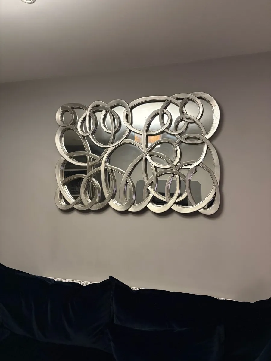 Mirror - Image 1