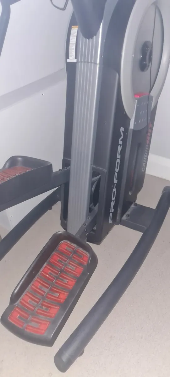 Proform HIIT HL Elliptical Cross Trainer - Image 4