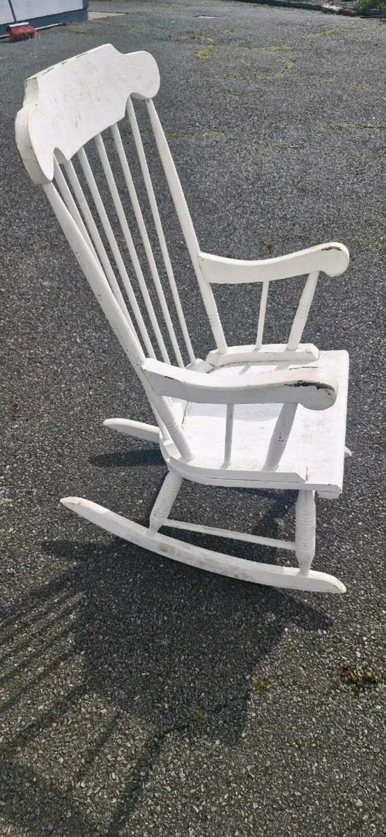 Chairs - Image 3