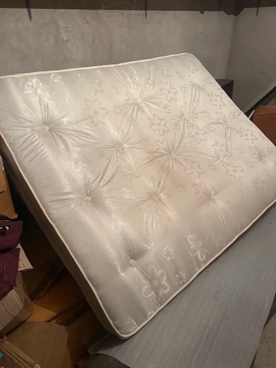 King bed Mattress