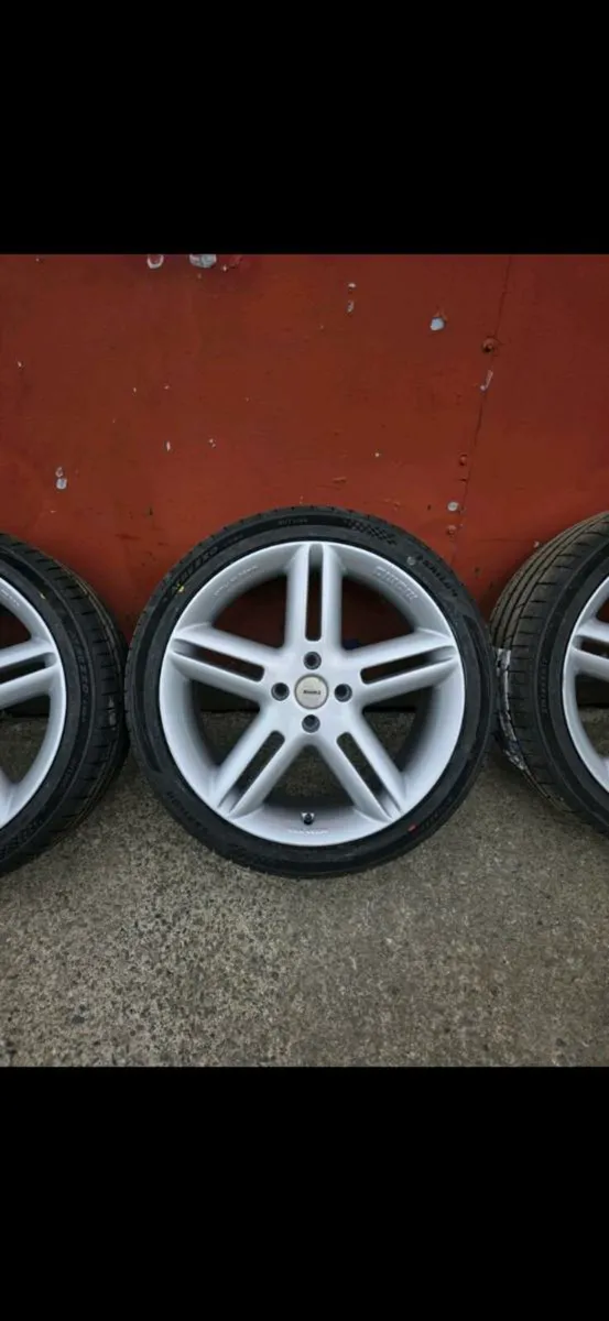 Momo arrows 17inch 4x100 - Image 3