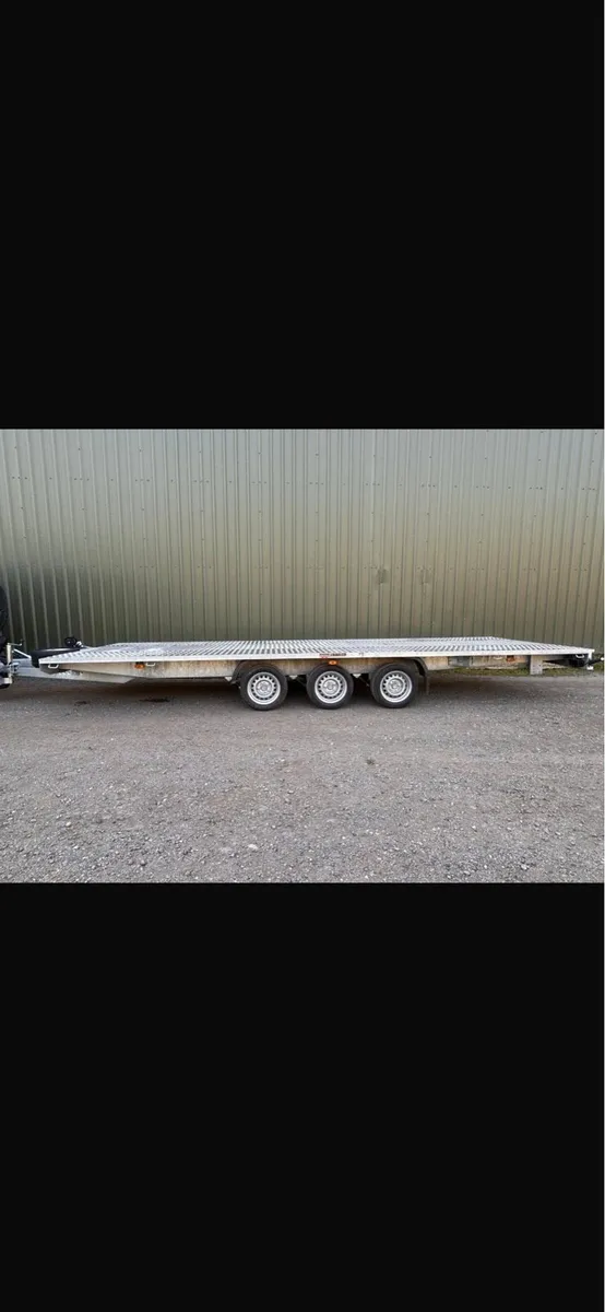 Car transporter - Image 2