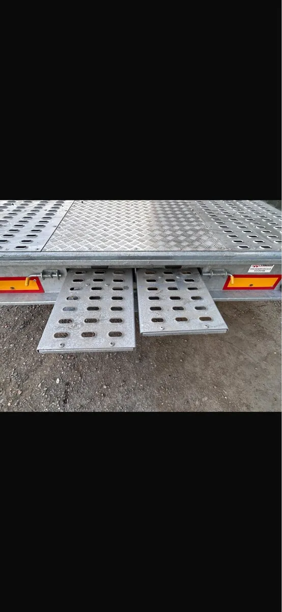 Car transporter - Image 4
