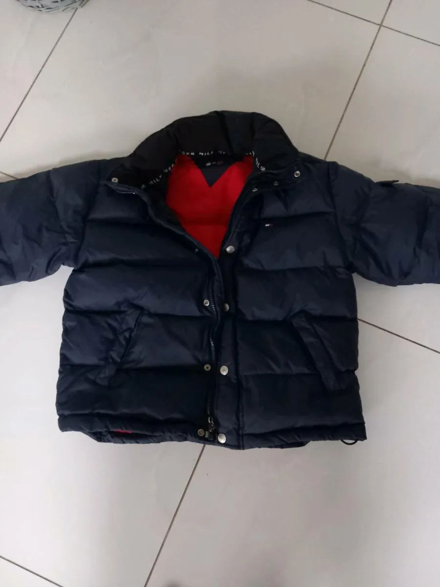 Boys tommy hilfger coat - Image 1