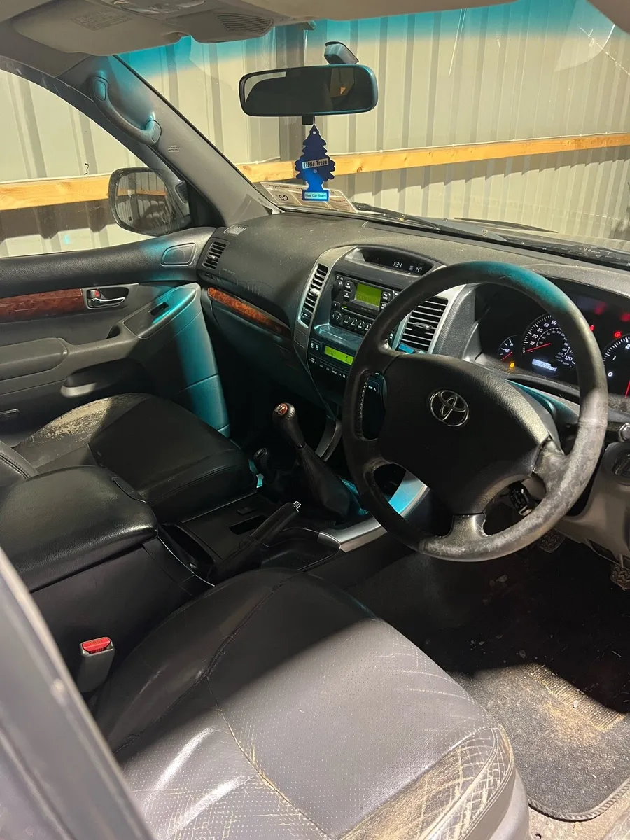 Toyota Landcruiser Lc4 - Image 2
