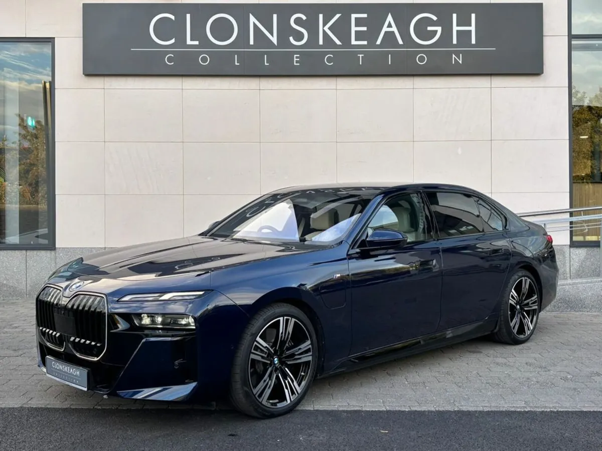 BMW 7-Series 750E XDRIVE M SPORT PRO, PAN ROOF, IN - Image 3
