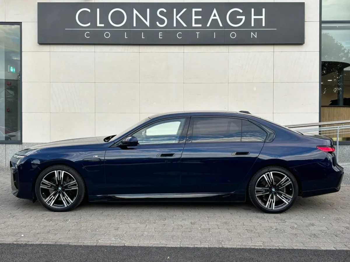 BMW 7-Series 750E XDRIVE M SPORT PRO, PAN ROOF, IN - Image 4