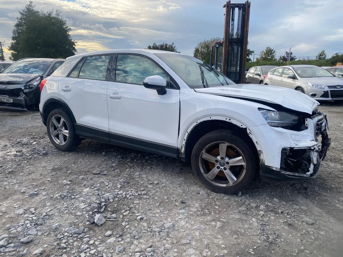 18 Audi Q2  auto 1.6 tdi - Image 2