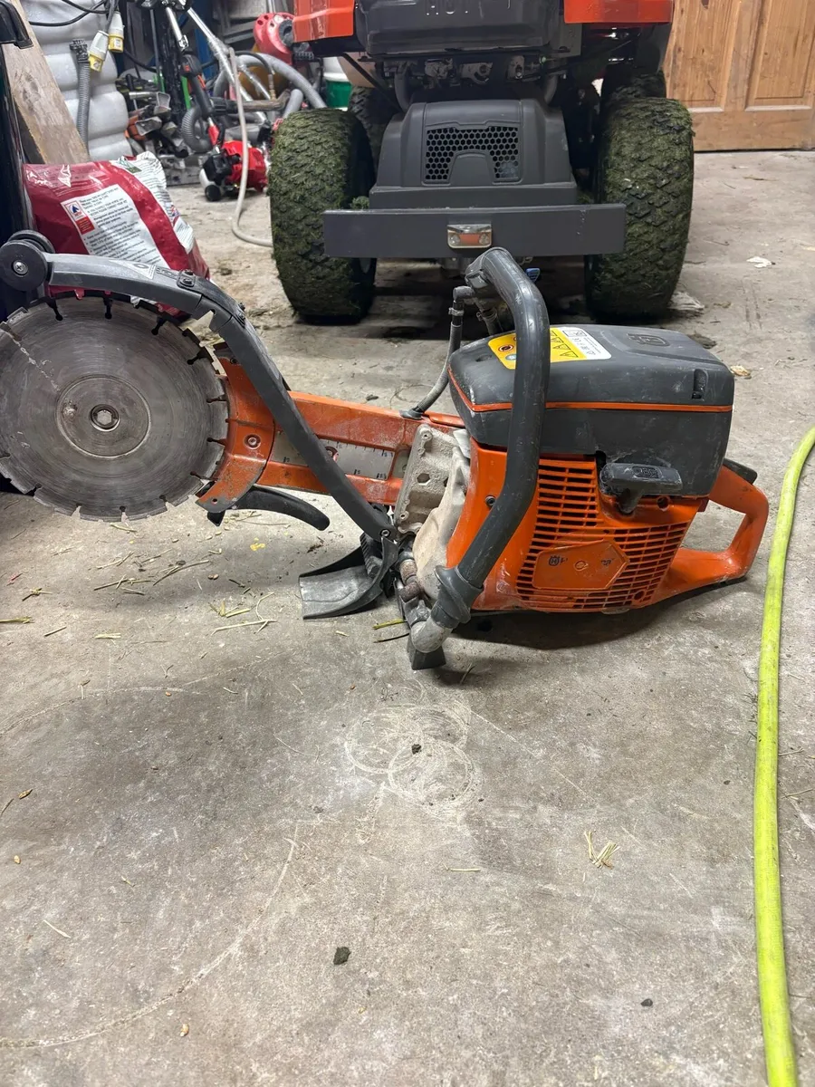 Saw - Image 1